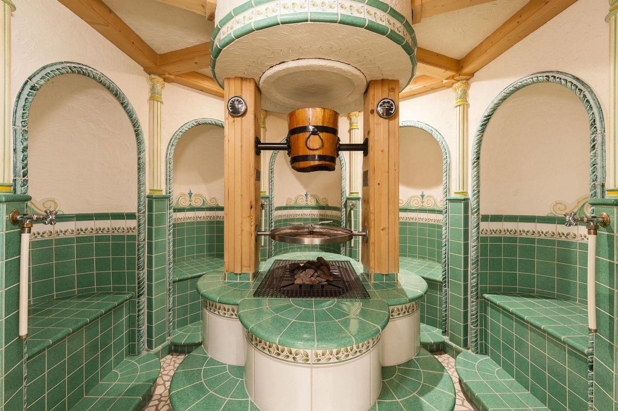 Dolcevita Hotel Jagdhof Laces Luaran gambar