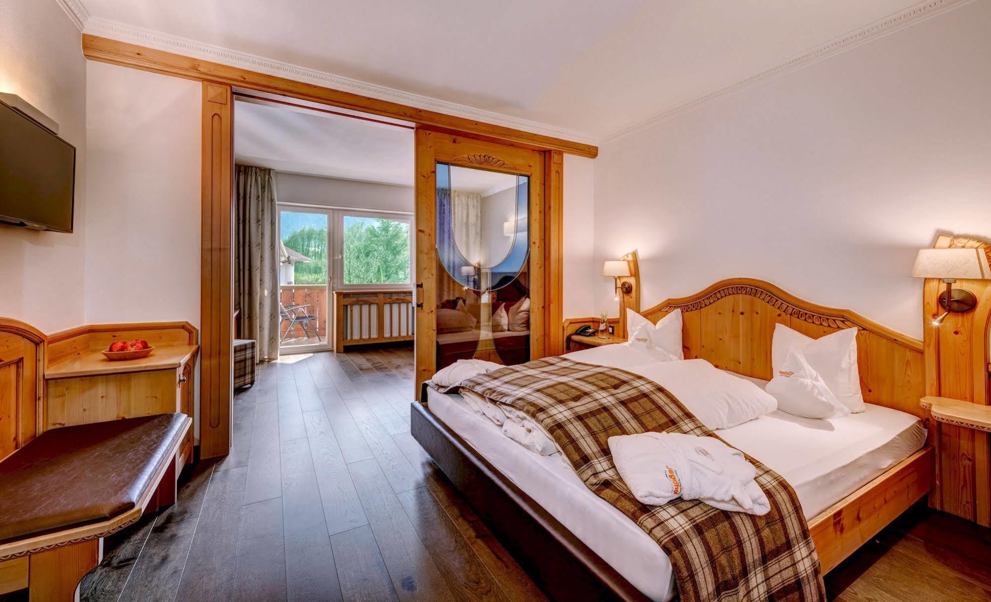 Dolcevita Hotel Jagdhof Laces Luaran gambar